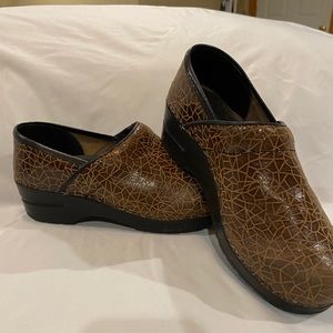 Sanita nursing shoes